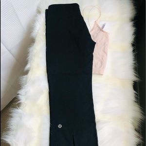 Lululemon low rise capris
